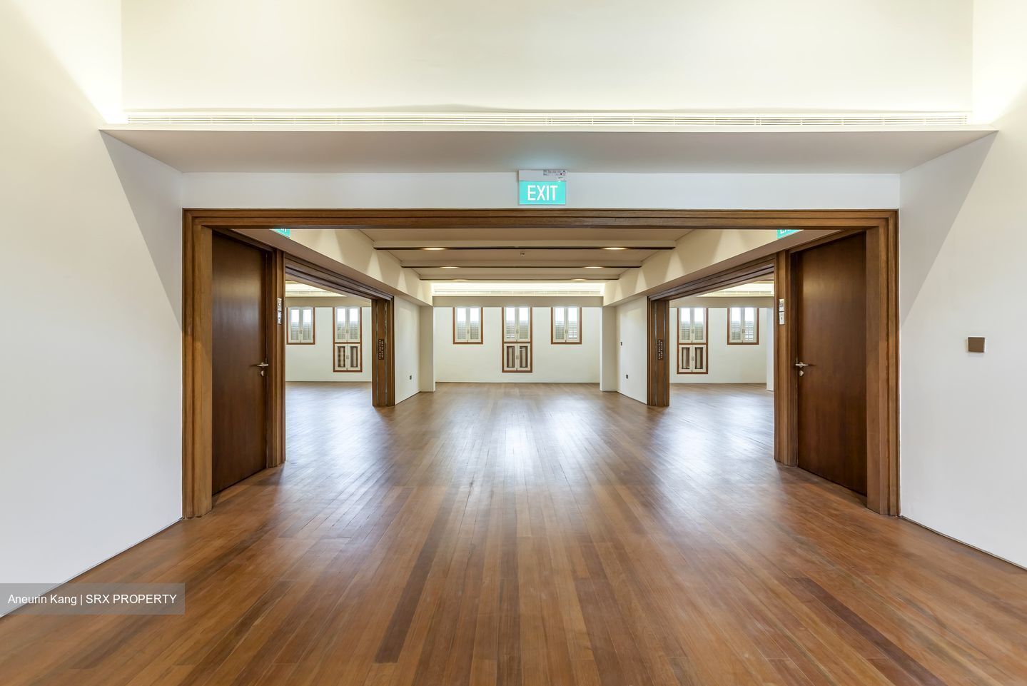 Upper Weld Road (D8), Office #595758161